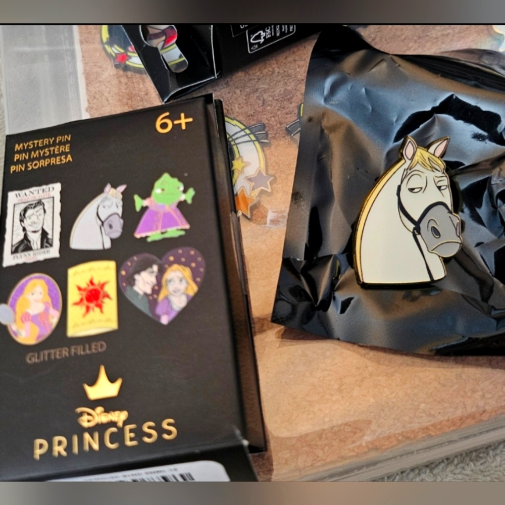 Disney Tangled Loungfly Pin -Maximus